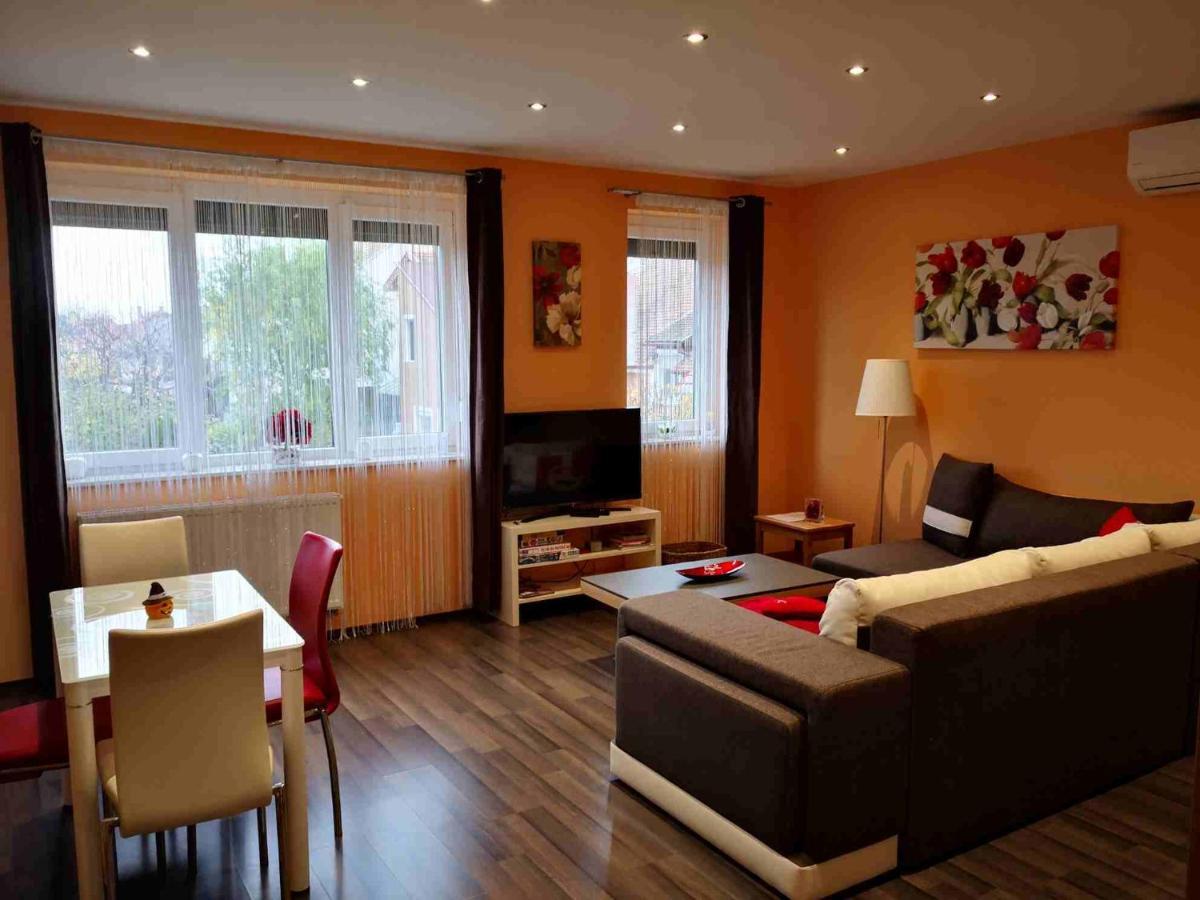 Zafir Sziget Apartman Sárvár Extérieur photo