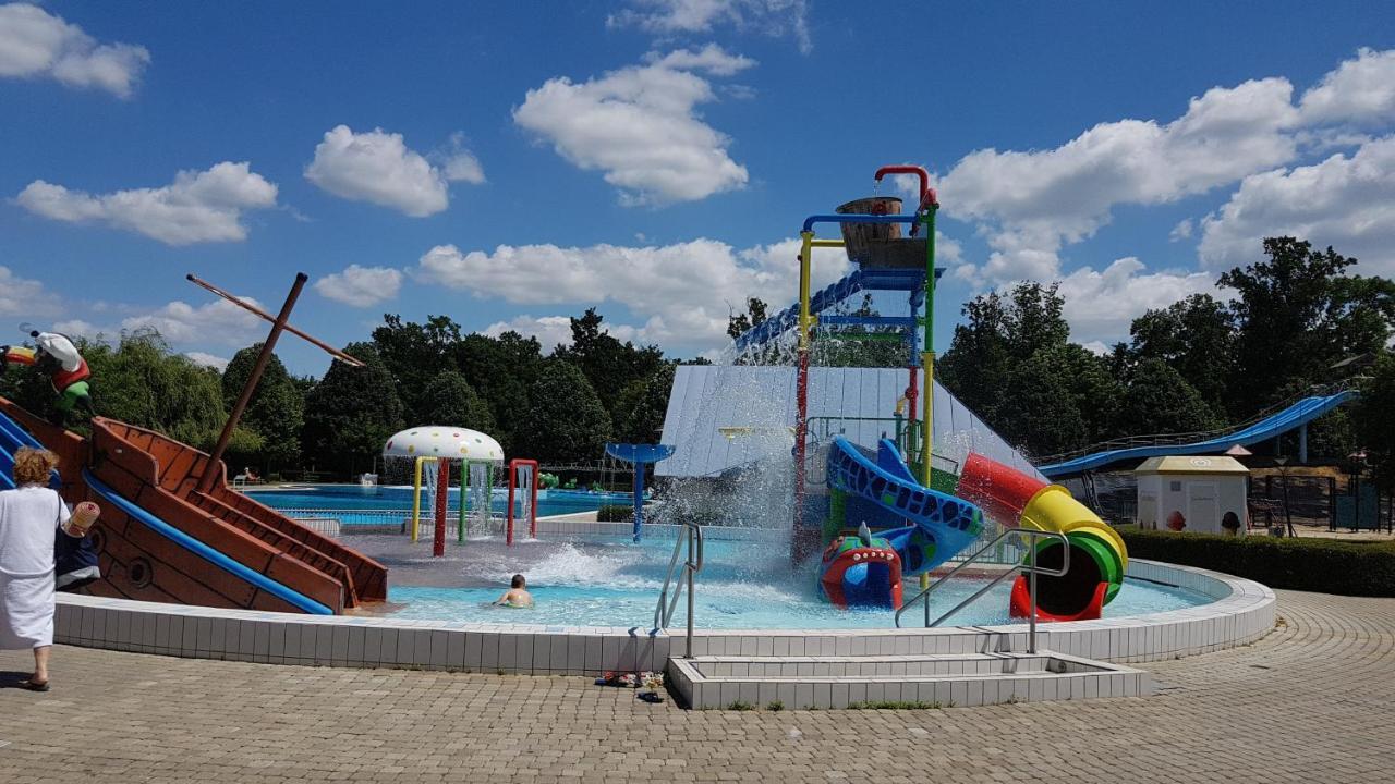 Zafir Sziget Apartman Sárvár Extérieur photo