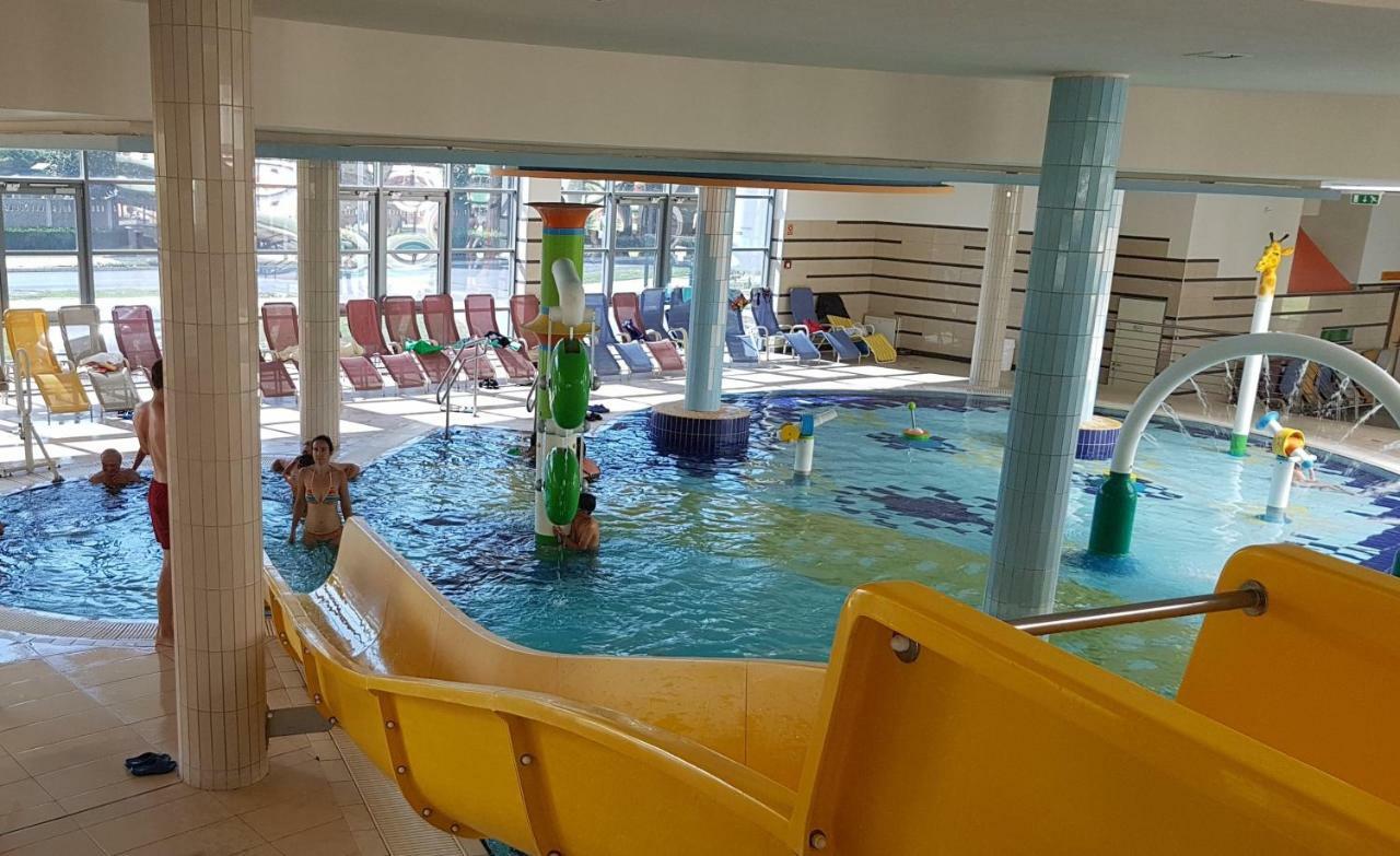 Zafir Sziget Apartman Sárvár Extérieur photo